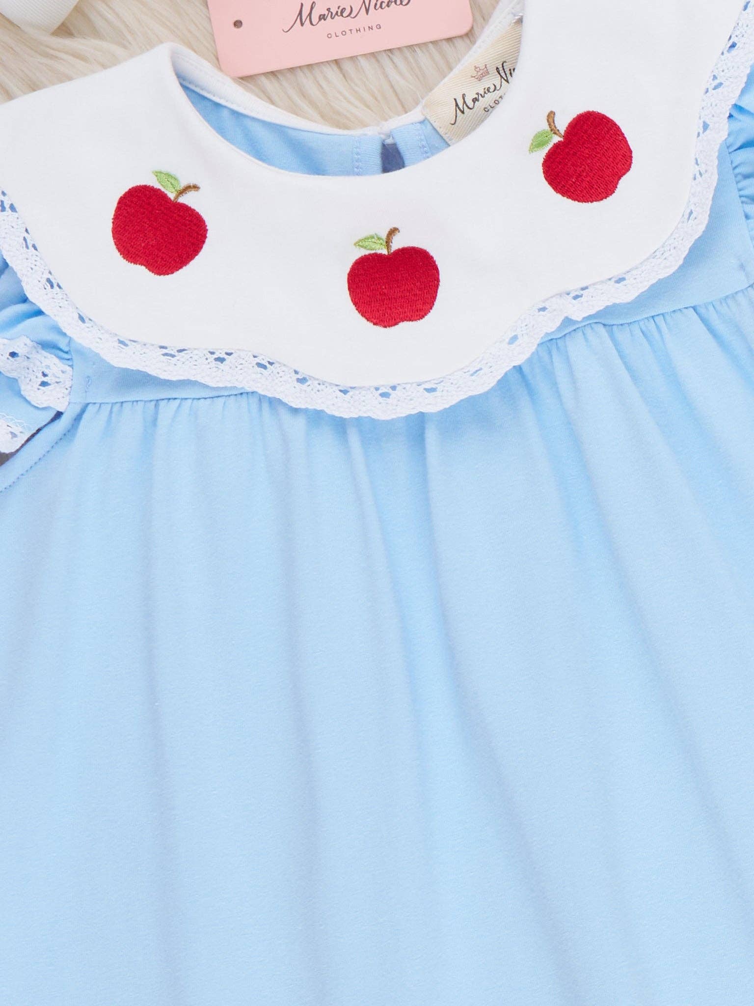 Apple Lace Collar Embroidered Outfit